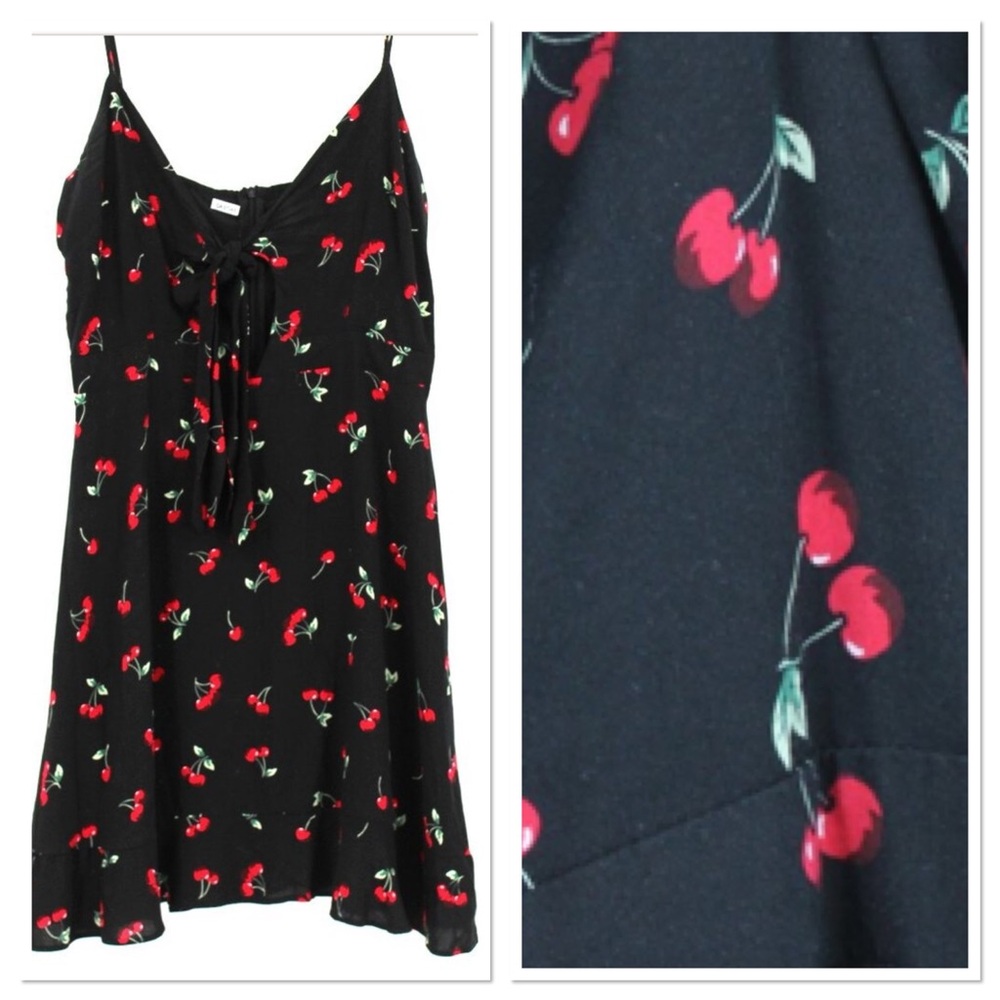 MORRISDAY chocolate cherry dress black short zip back medium sized